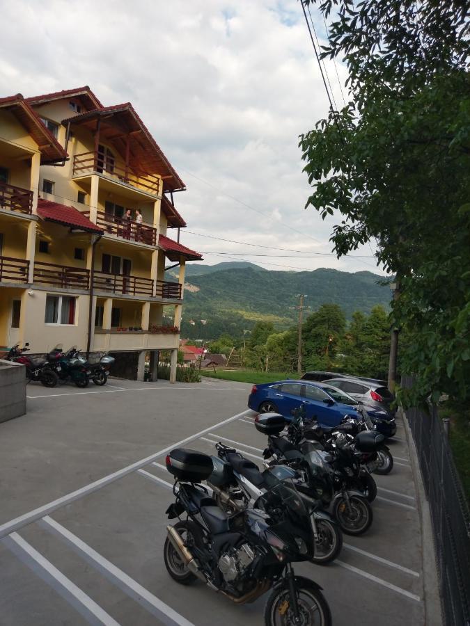 Pensiunea Tiuta Hotel Corbeni Exterior foto